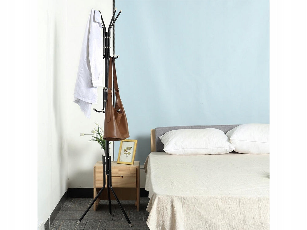 Metal clothes hanger